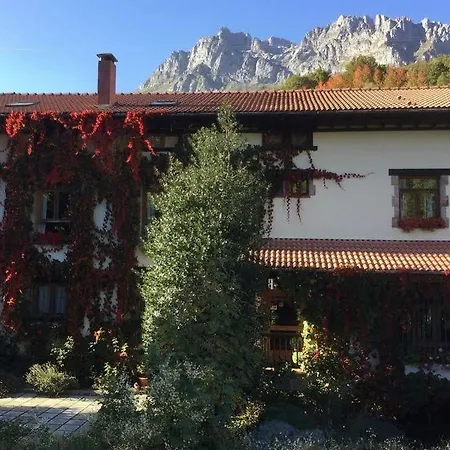 Rural Picos De Europa Hotel 3*