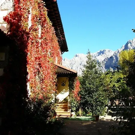 Hotel Rural Picos De Europa Posada De Valdeon