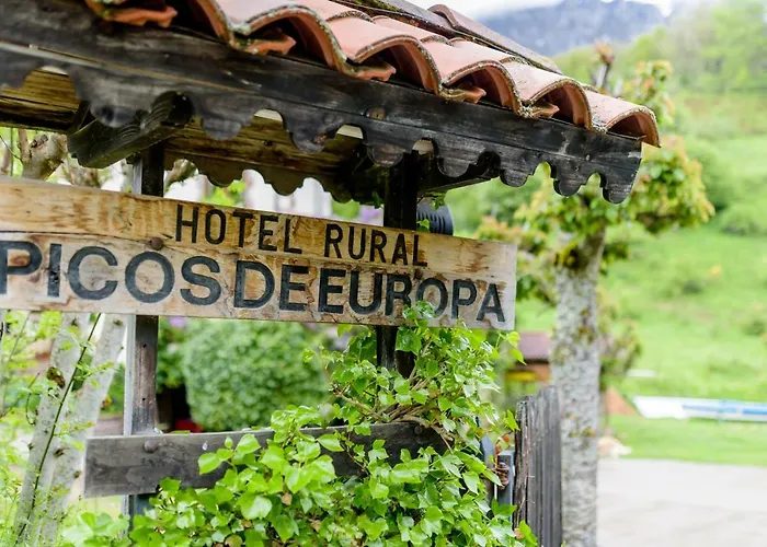 فندق Rural Picos De Europa 3*